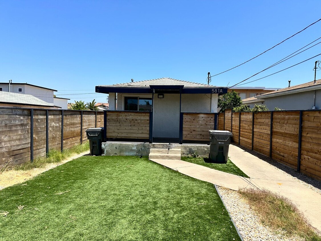 581 Florence St Unit A, Imperial Beach, CA 91932 Room for Rent in