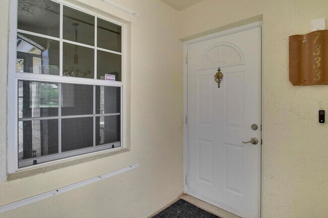 Foto del edificio - 7333 Burgess Dr