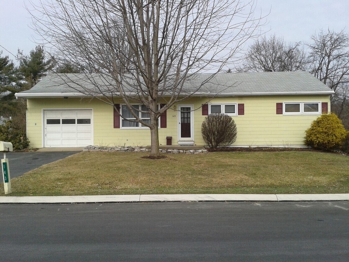 Foto del edificio - Updated Ranch in Overlook Heights!