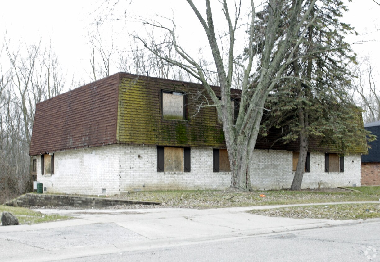 Foto del edificio - 1521 Brooke Park Dr