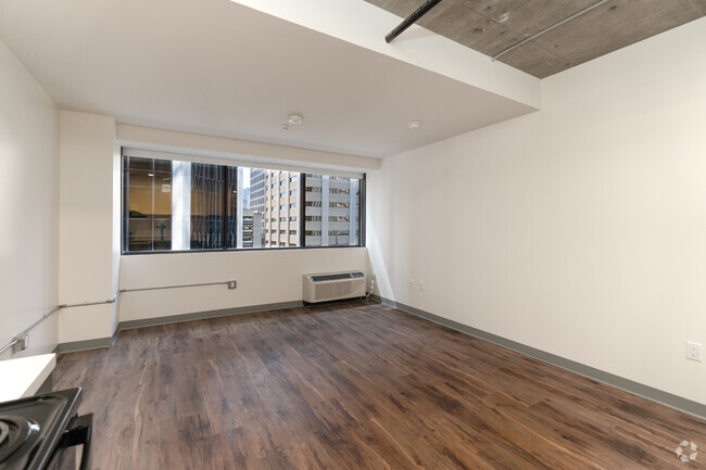 Studio, 1BA - 391SF - 1060 Bishop