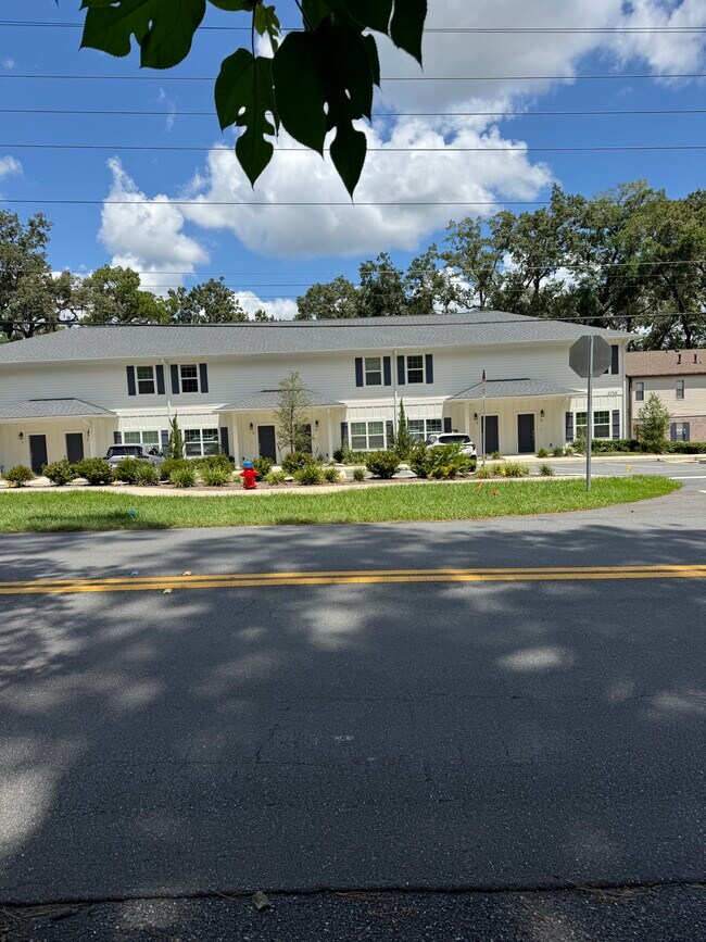 Foto del edificio - Woodland Place