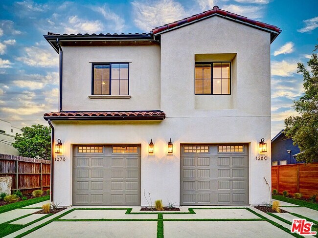 Building Photo - 1278 Meadowbrook Ave