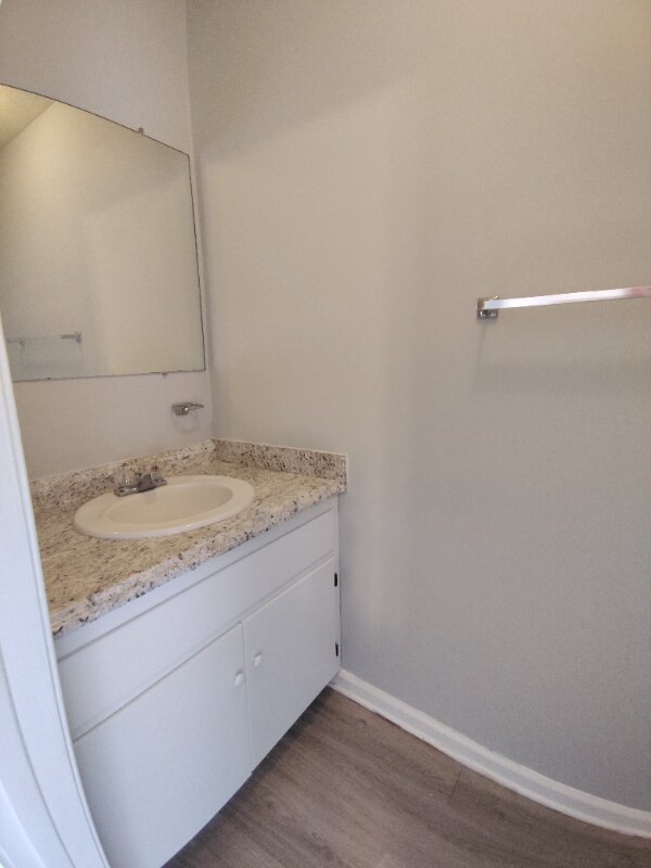 Building Photo - 7 Duiguid Dr