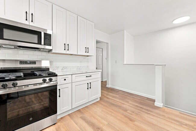 Foto del edificio - 22529 Tuscany Ave