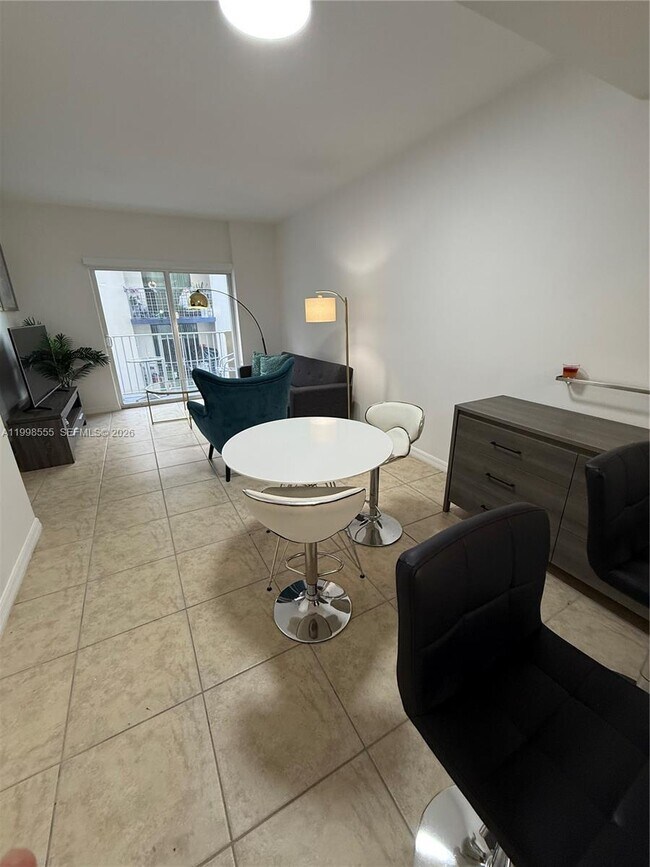 Foto del edificio - 119 SW 6th Ave