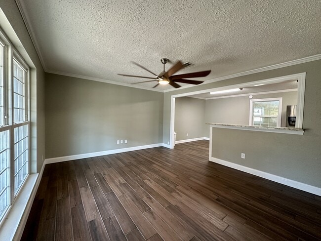 Building Photo - 15508 Hartford Dr