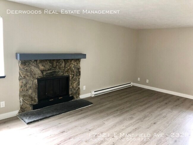 Foto del edificio - 17321 E Mansfield Ave