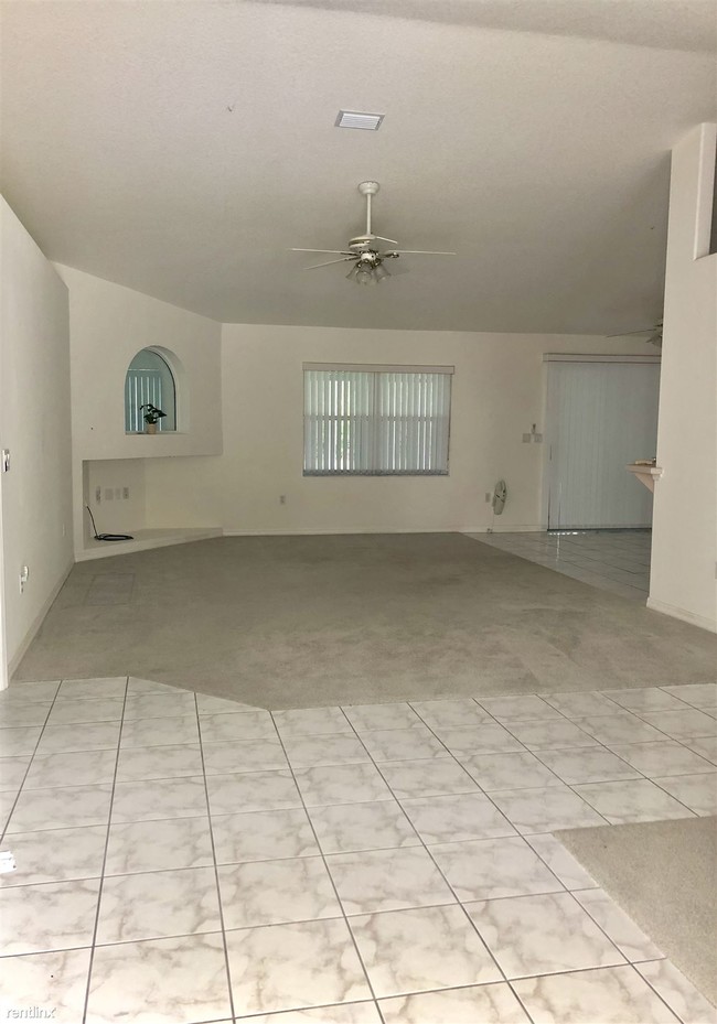 Building Photo - 3 br, 2 bath House - 9 Priory Ln