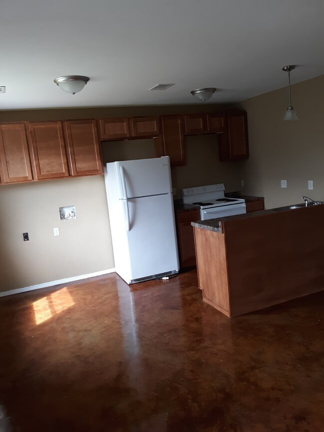 Building Photo - "Charming 2 Bedroom Apartment in Bono, AR with Spacious Layout and Convenient Location!"