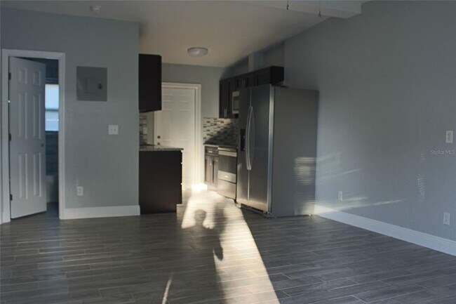 Foto del edificio - 415 W Lancaster Rd