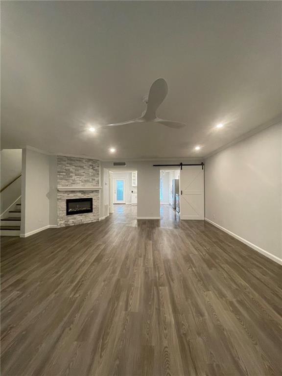 Foto del edificio - 6537 Valleyside Rd
