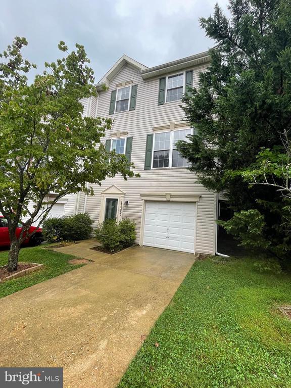 Foto principal - 13380 Rushing Water Way