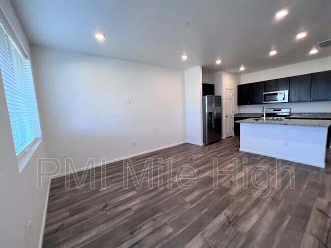 Building Photo - 12293 Race St