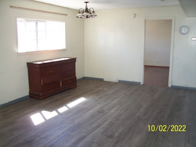 Building Photo - 4209 Broadway Ave