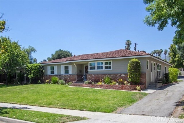 Primary Photo - 3745 Landfair Rd