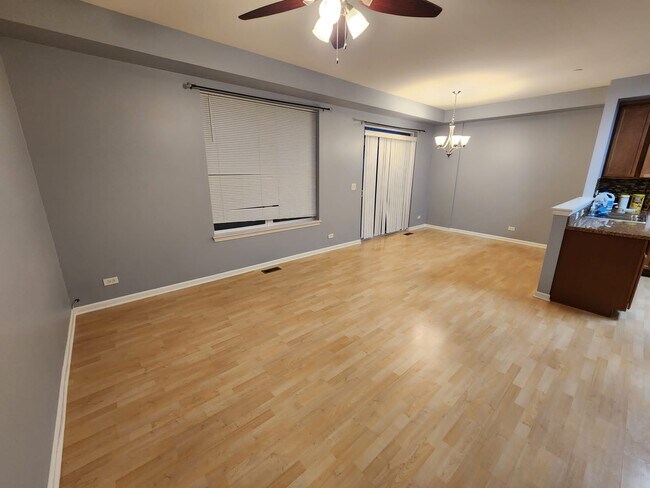 Foto del edificio - 2422 Birch St