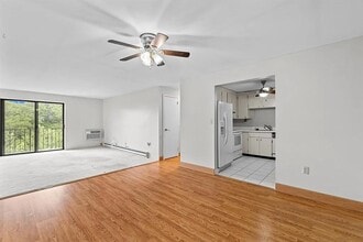 Building Photo - 1321 Worcester Rd