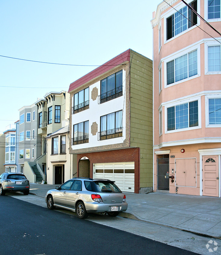 Building Photo - 344 2nd Ave