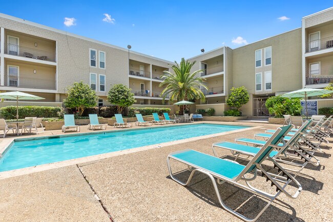 Preston Place Apartments Metairie, LA