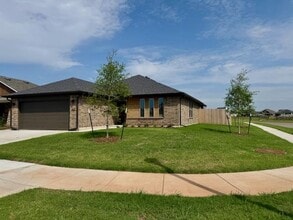 Building Photo - 3137 Mt Nebo Dr