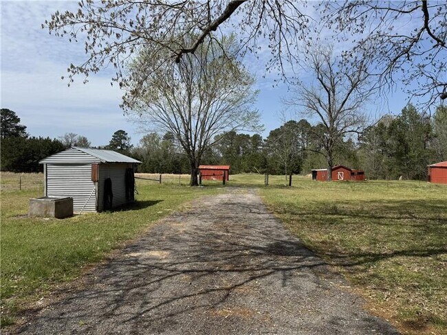 Foto del edificio - 6321 US Hwy 79 N