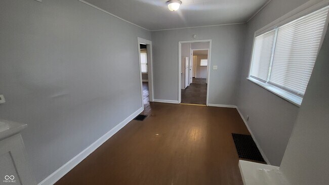 Foto del edificio - 1527 N Chester Ave