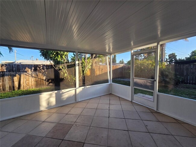 Foto del edificio - 4138 NW 12th Terrace