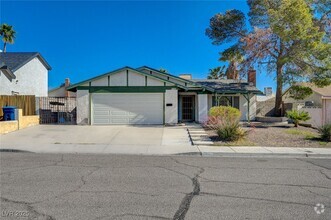 Building Photo - 7142 Parasol Ln