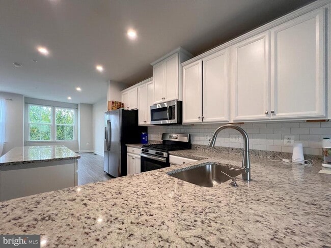Foto del edificio - 4653 Towne Park Rd