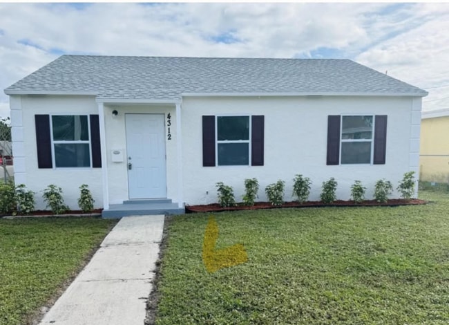 Photo - 4312 Pinewood Ave House