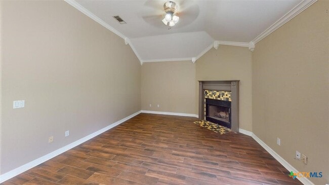 Building Photo - 142 Jesse James Dr