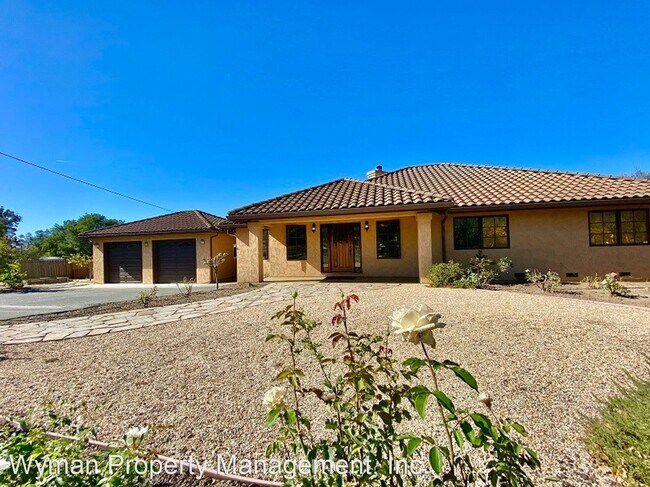 Building Photo - 3 br, 2 bath House - 1515 Estee Avenue