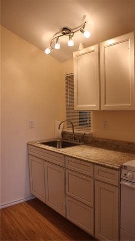 Building Photo - 502 Toliver St