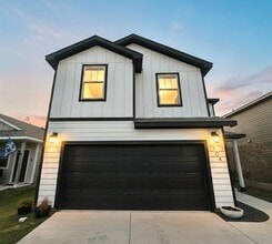 Building Photo - 104 Hellfighters Wy