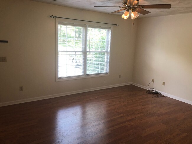 Foto del edificio - Christiansburg, 3 BR / 1.5 BA, Available