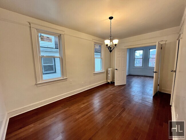 Building Photo - 44 Alexander ave Yonkers 10704