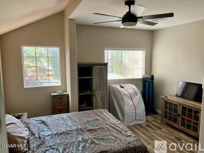 Foto del edificio - 3516 Emerald Ct