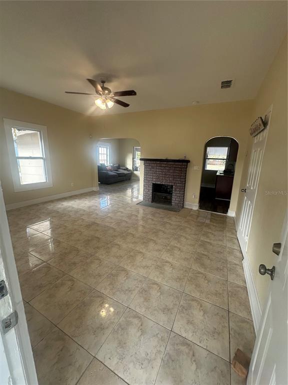 Foto del edificio - 738 N Dean Rd