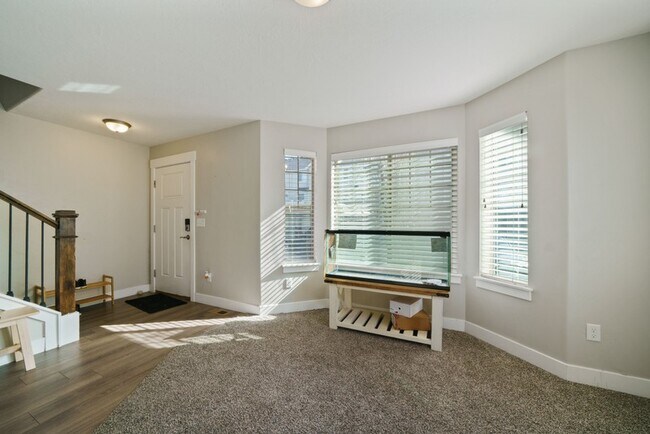 Foto del edificio - 1113 N 1880 W St