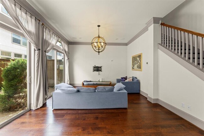 Foto del edificio - 6730 Highclere Manor Ln
