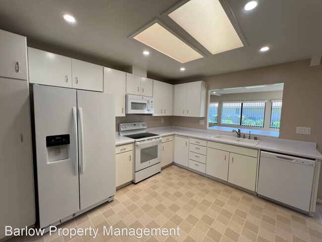 Building Photo - 2 br, 2 bath House - 14117 Village 14