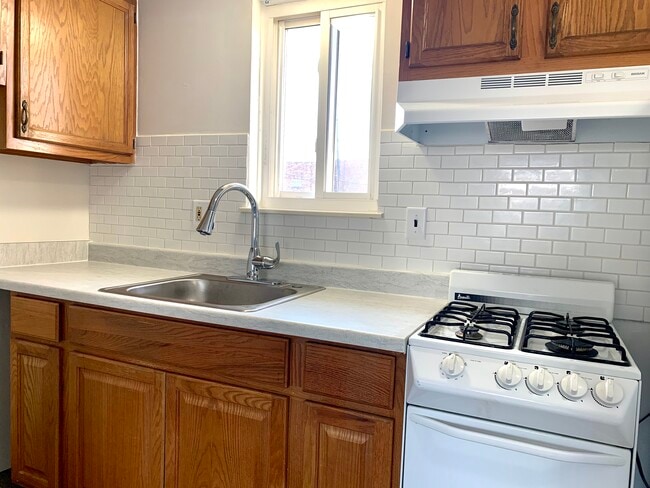 Building Photo - 3014 3rd St