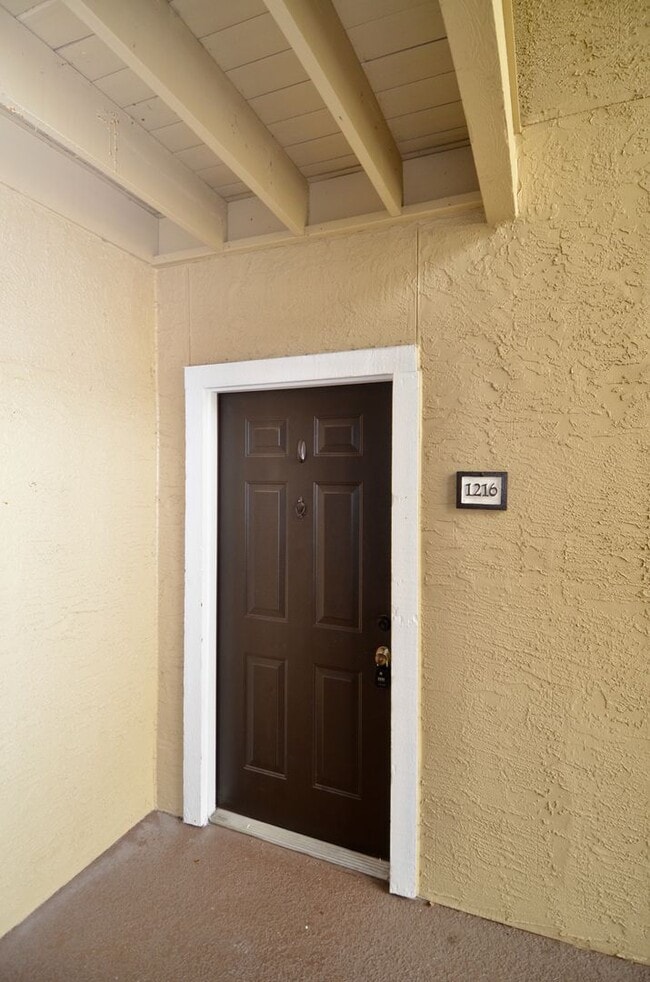 Building Photo - One bedroom one bathroom condo in Palmer Ranch
