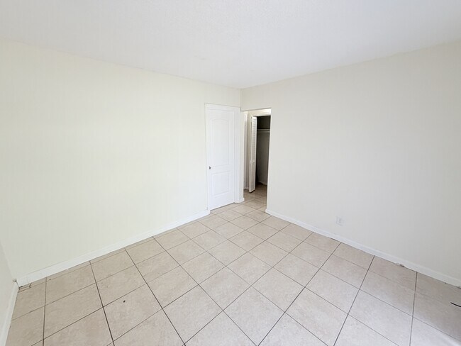 Foto del edificio - 3030 NW 43 Terrace