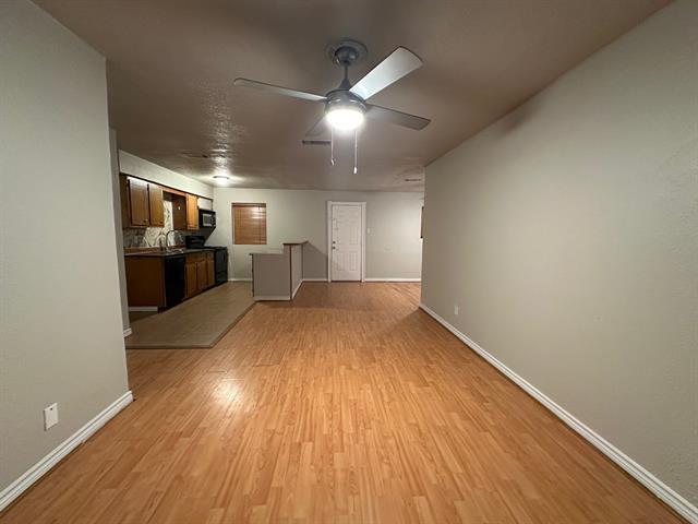Building Photo - 231 Redwood St