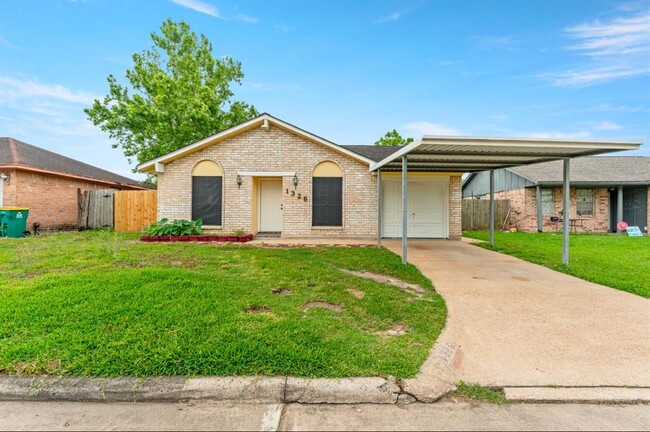 Building Photo - 1326 Kappa St