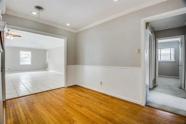 Building Photo - 2322 Ansbury Dr