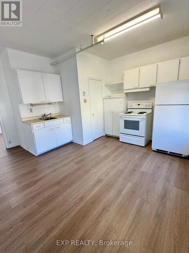 Photo du bâtiment - 17 Mill St E