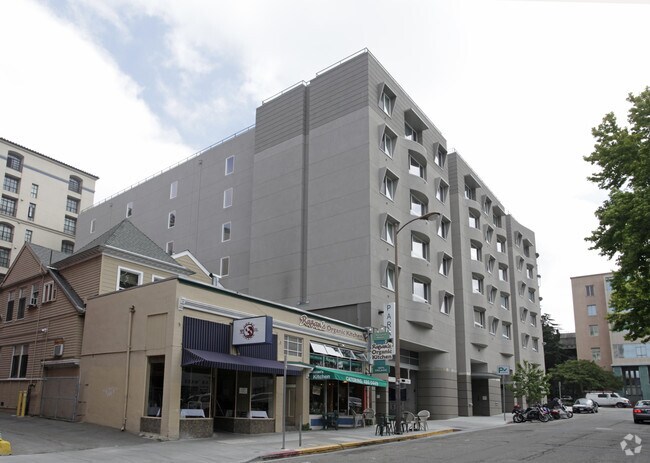 Oxford Plaza Apartments Berkeley Ca Building Photo Oxford Plaza